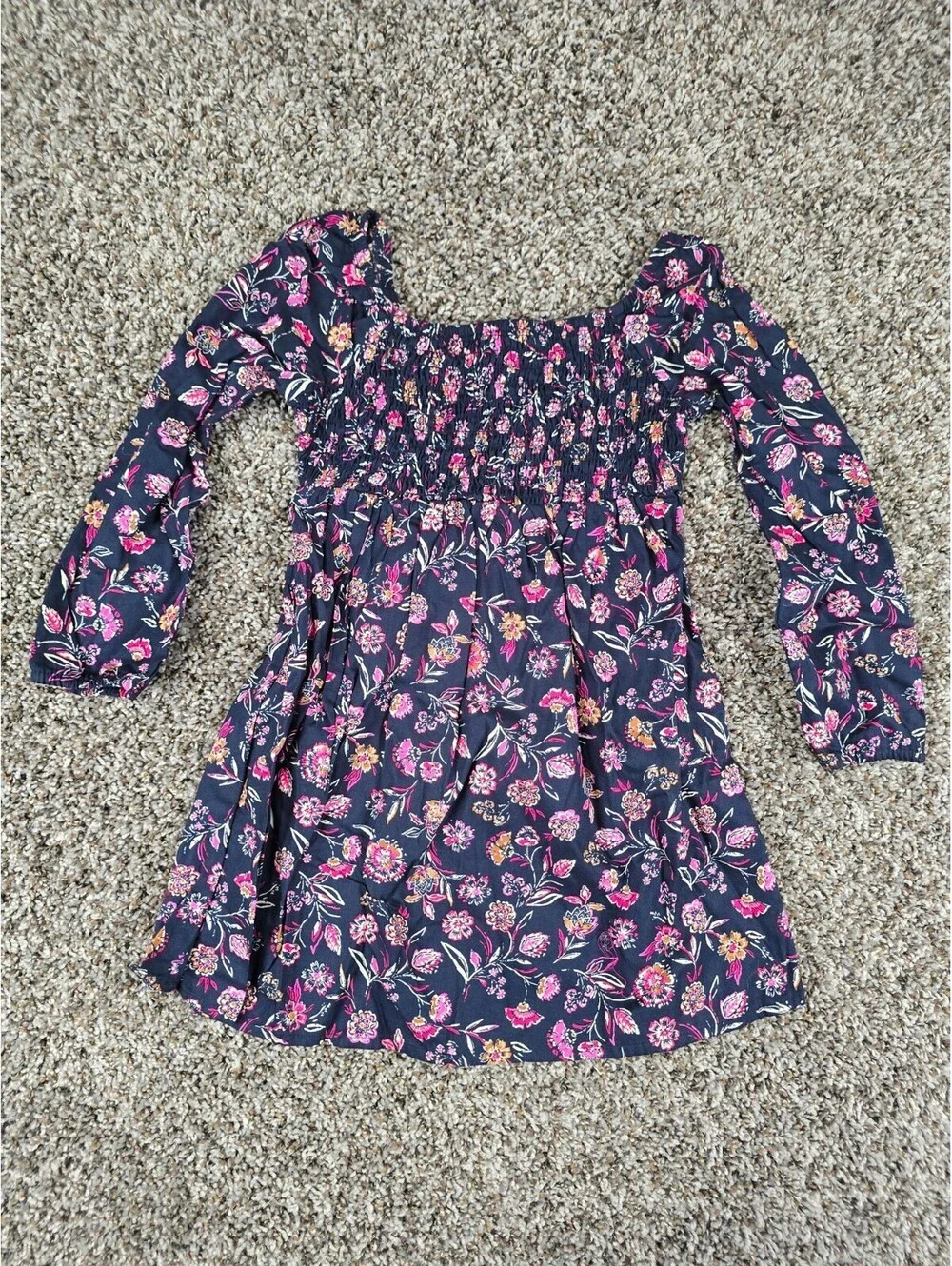 Gap Kids Girls Sz XS Knee Length Long Sleeve Smocked Dress Purple Floral
